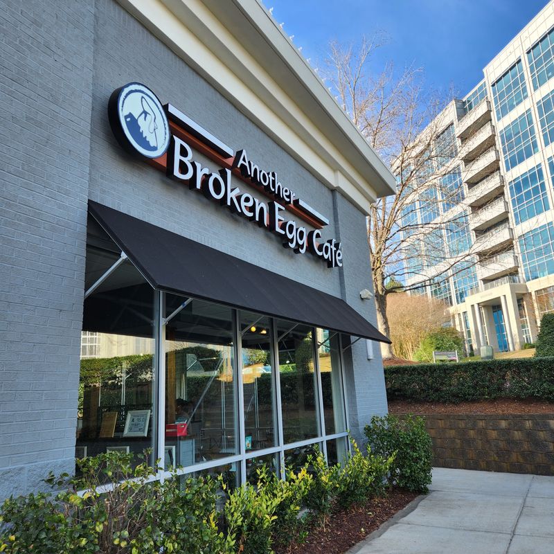 Another Broken Egg Cafe – Southern Brunch, Bacon Everywhere