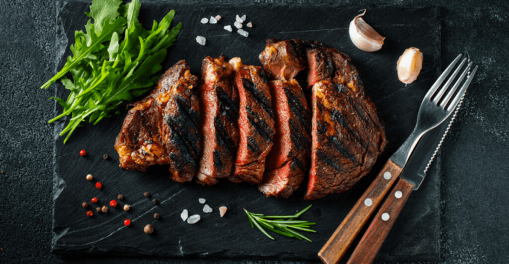 South Carolina Spot Delivers Steaks That Taste Like Tradition Carved Into Every Bite