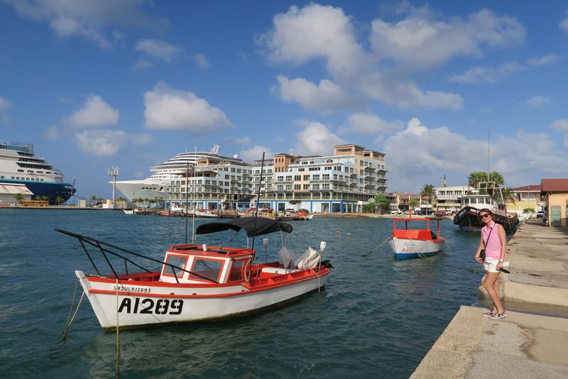 Aruba (Oranjestad) - Trade-wind warmth and reliably beachy vibes