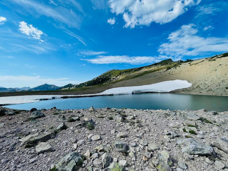 Burroughs Mountain Close Encounter
