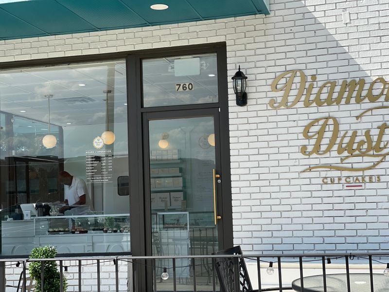 Diamond Dust Cupcakes – Decatur