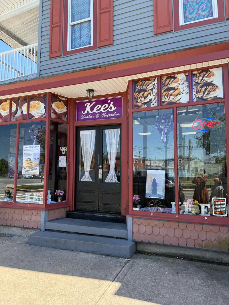Kee’s Cookies and Cupcakes – Clayton