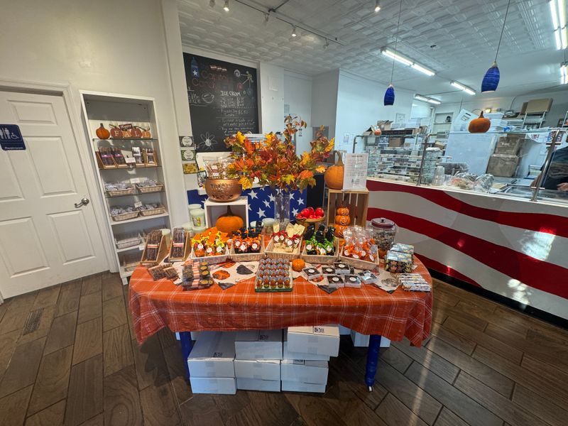 The Capital Candy Jar - Northeast D.C.