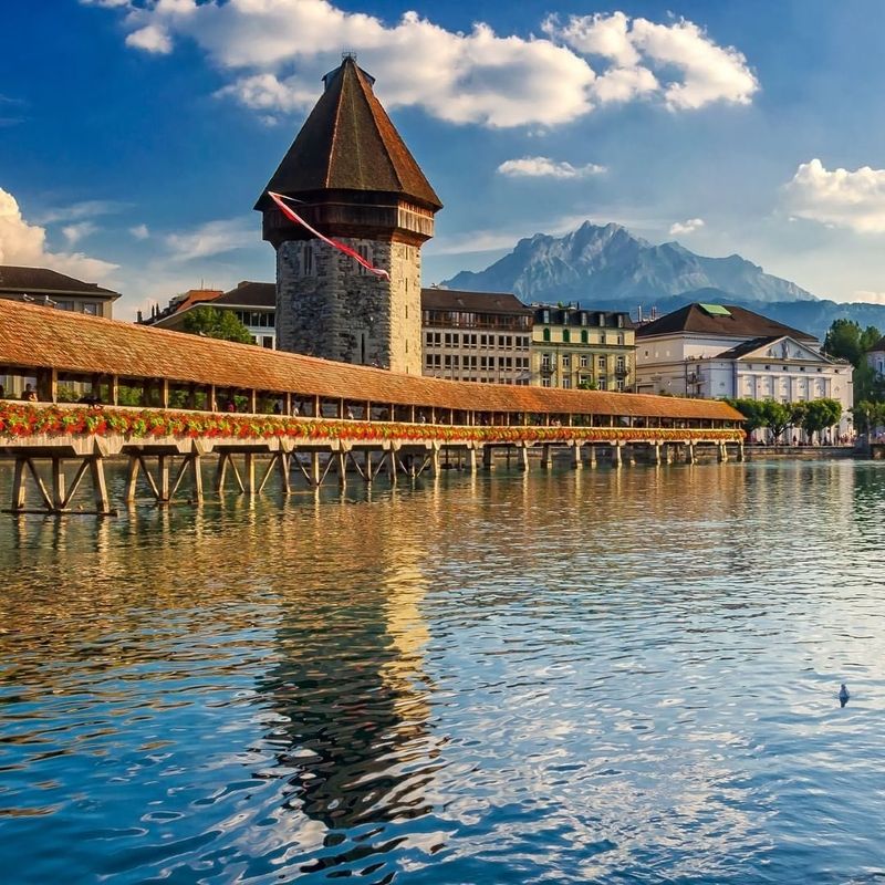 Chapel Bridge (Kapellbrücke), Lucerne, Switzerland
