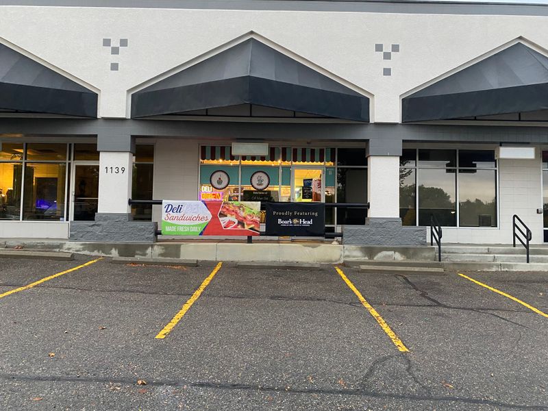 Off Main Deli & Bakery - Billings