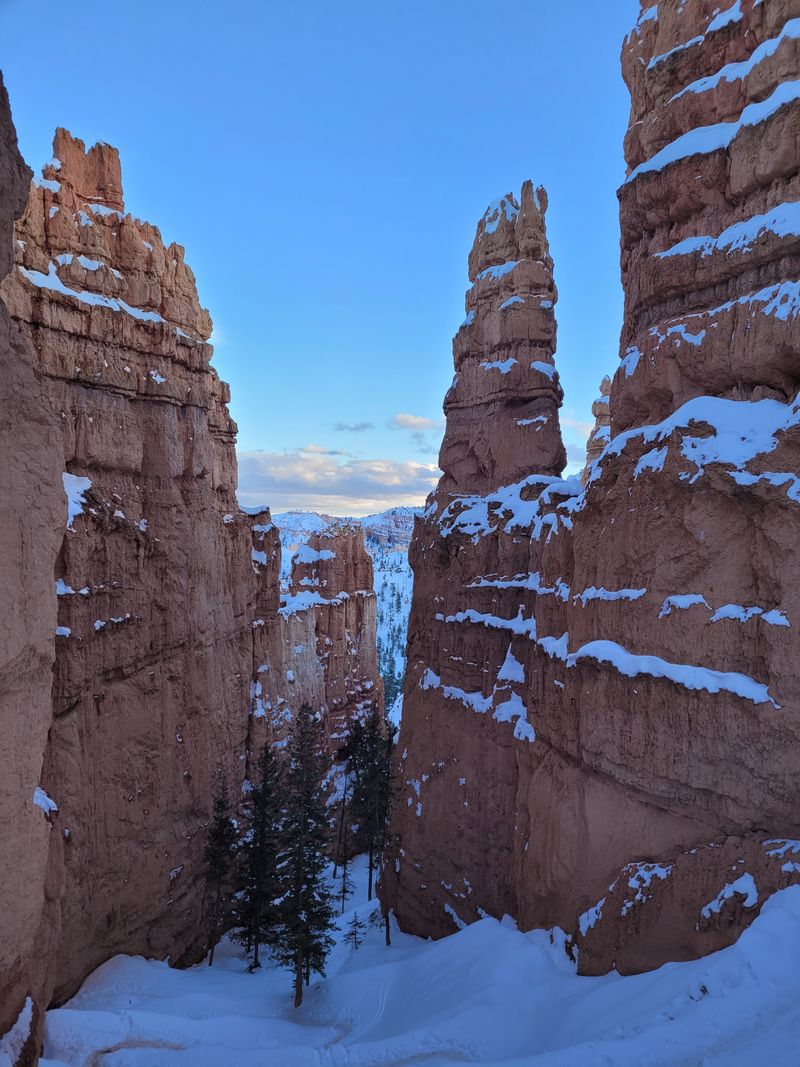 Navajo Loop (Two Bridges Side) – Bryce Canyon National Park, Utah