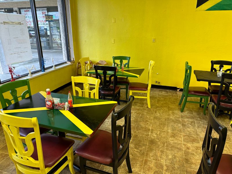 B&G Prestige Jamaican Restaurant – Bartow