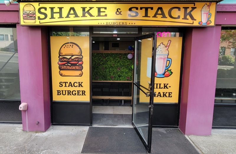 Shake & Stack Burgers - Seattle