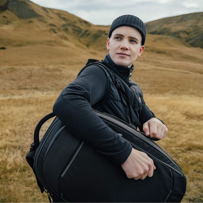 Nomatic Navigator Backpack 32L