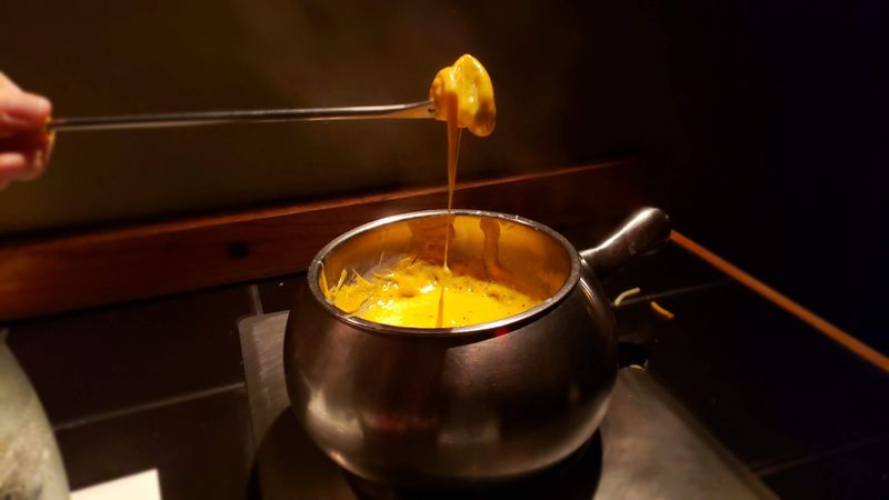 Cheese Fondue Flight: A Warm Welcome