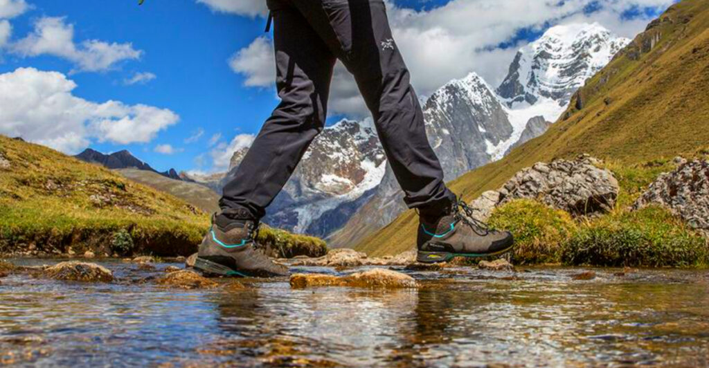 The 10 Best Men’s Hiking Boots for Overpronation in 2025