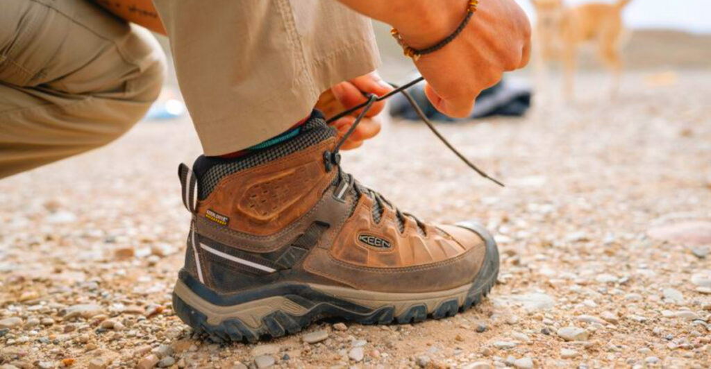 The 10 Best Men’s Hiking Boots for Post-Surgery Recovery