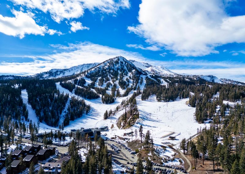 Mammoth Mountain: Unbound Terrain Parks (CA)