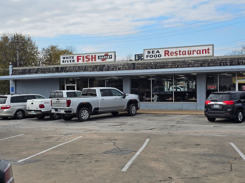 White River Fish Market – Tulsa