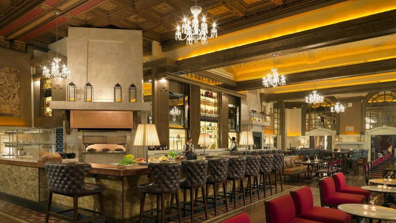 Oak Long Bar + Kitchen – Boston