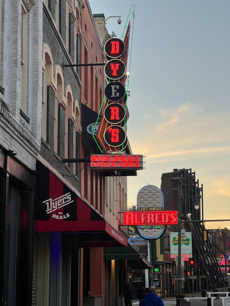 Beale Street Vibes
