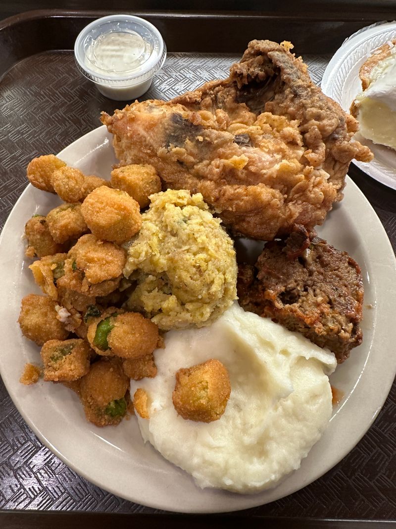 Fried Chicken That Brings Folks Back