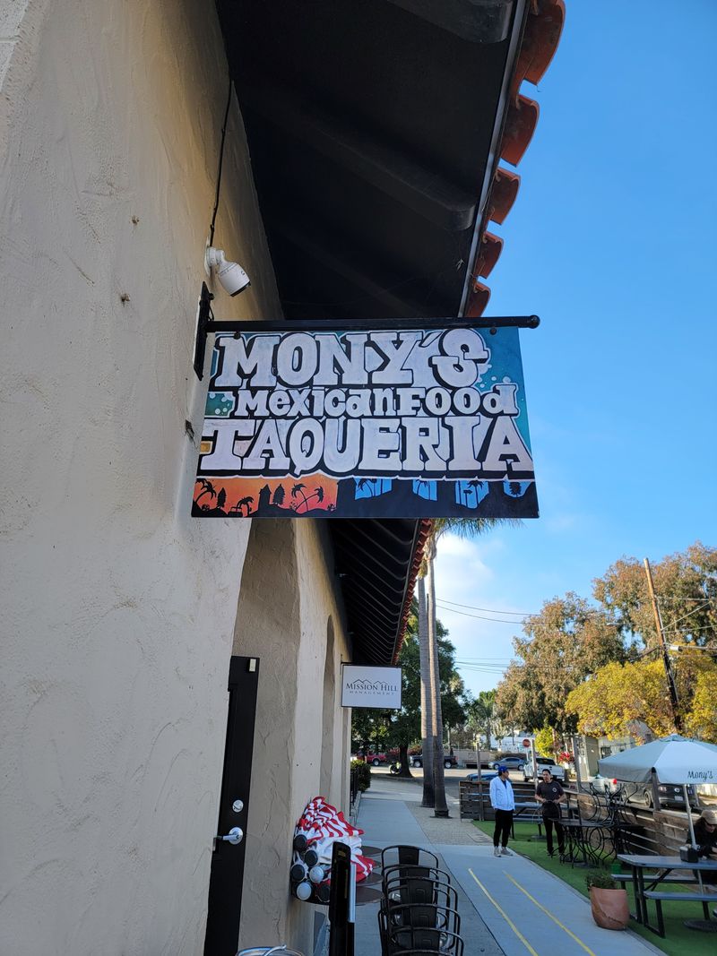 Mony's Mexican Food