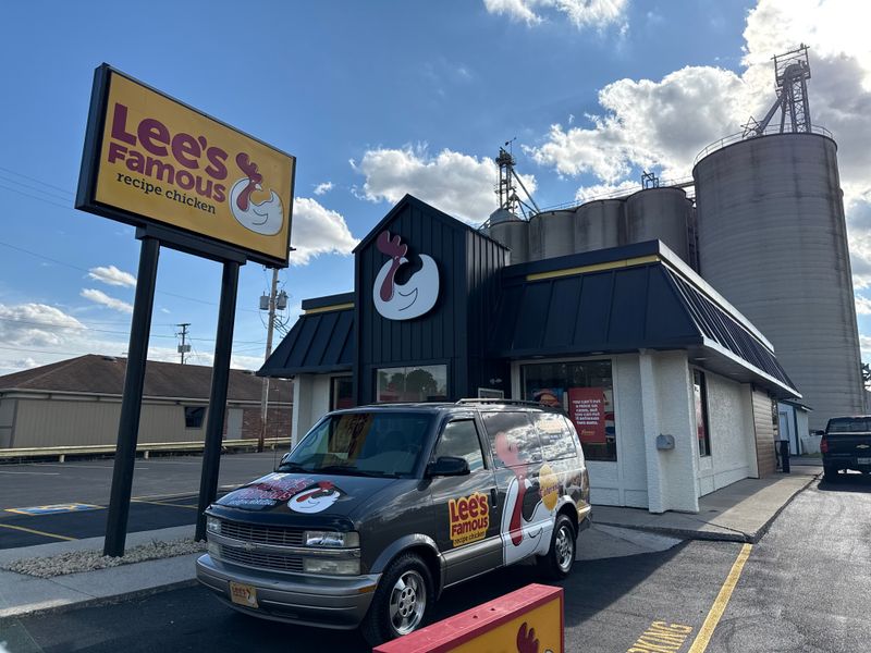Lee’s Famous Recipe Chicken (Independent Locations) – Various small Ohio towns
