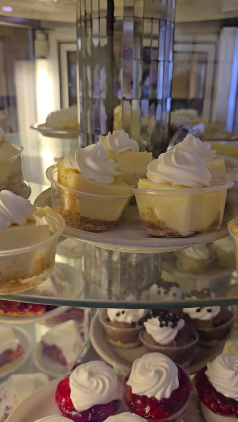 Yoder's Restaurant - Sarasota