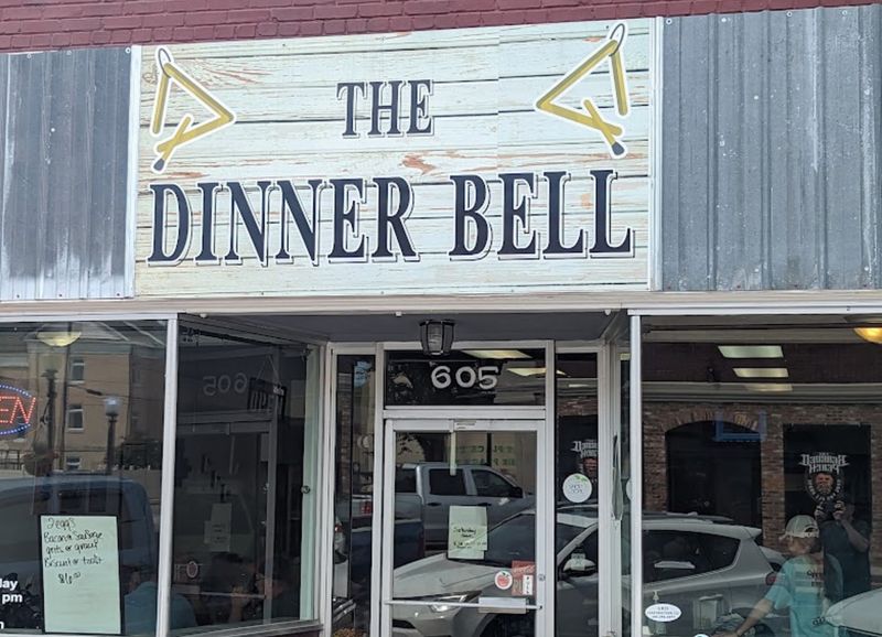 Jacks Family Dinner Bell – Clanton