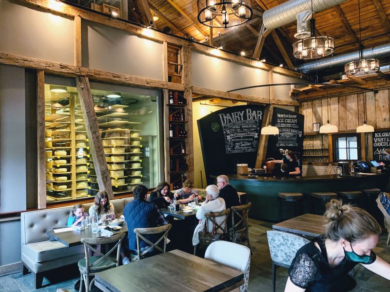 The Loft Restaurant at Traders Point Creamery — Zionsville