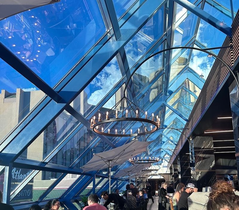 Oyster & Sushi Bar on the Sky Terrace – Reno