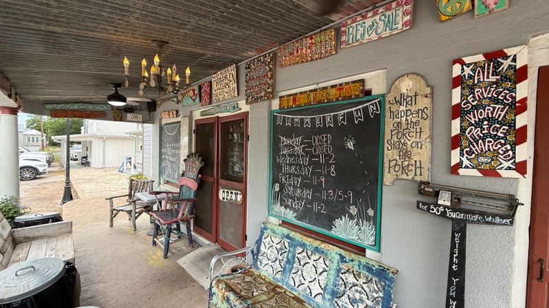 Royers Round Top Cafe