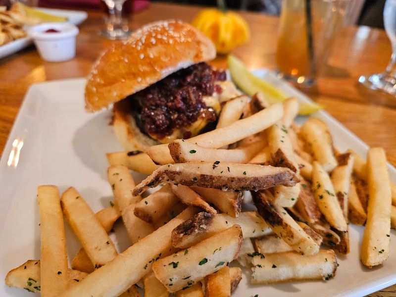 The Red Rooster at The Woodstock Inn (Woodstock)