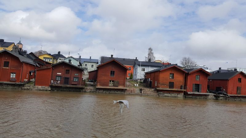 No Sobriety or Employment Requirements