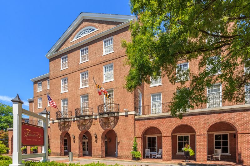 The Tidewater Inn – Easton