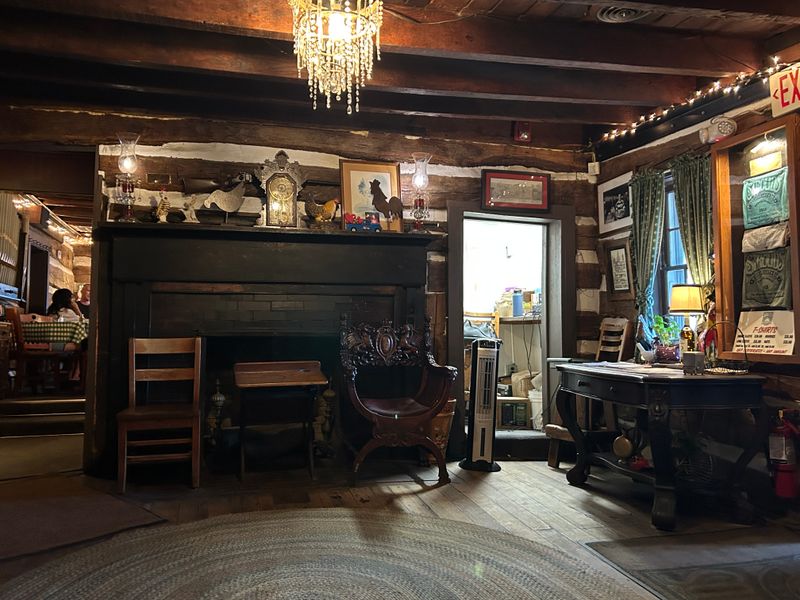 Historic Oak Ridge Manor Setting