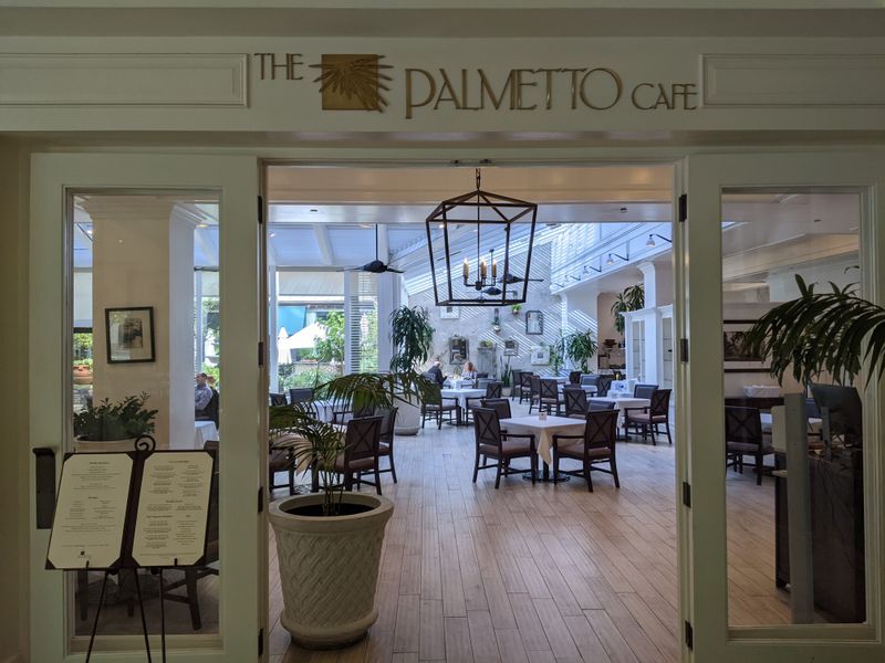 The Palmetto Cafe at the Charleston Place – Charleston