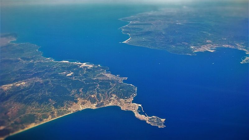 The Mediterranean refilled catastrophically about 5.3 million years ago