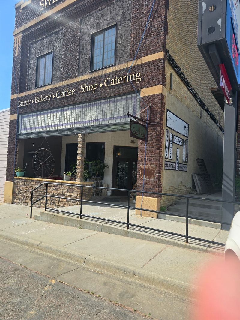 Sweet Grass - Wessington Springs