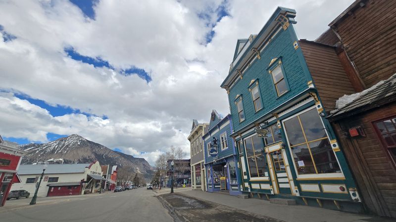 McGill's - Crested Butte