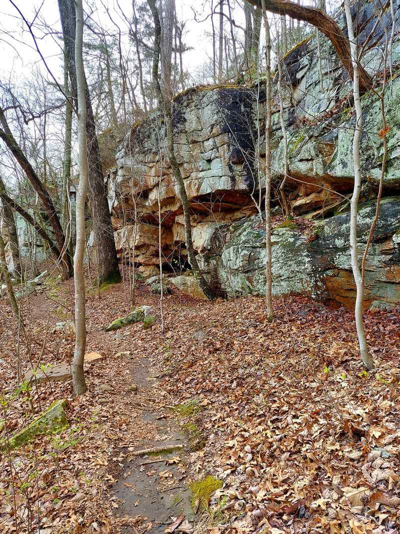 Cliffline Traverse With Handholds