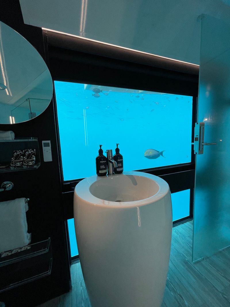 Reefsuites – Hardy Reef, Great Barrier Reef, Australia