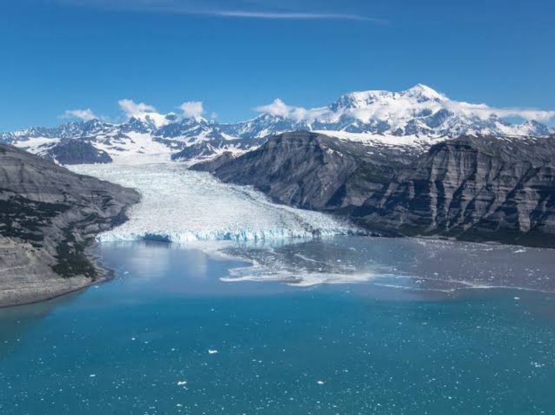 Hubbard Glacier is advancing while others retreat