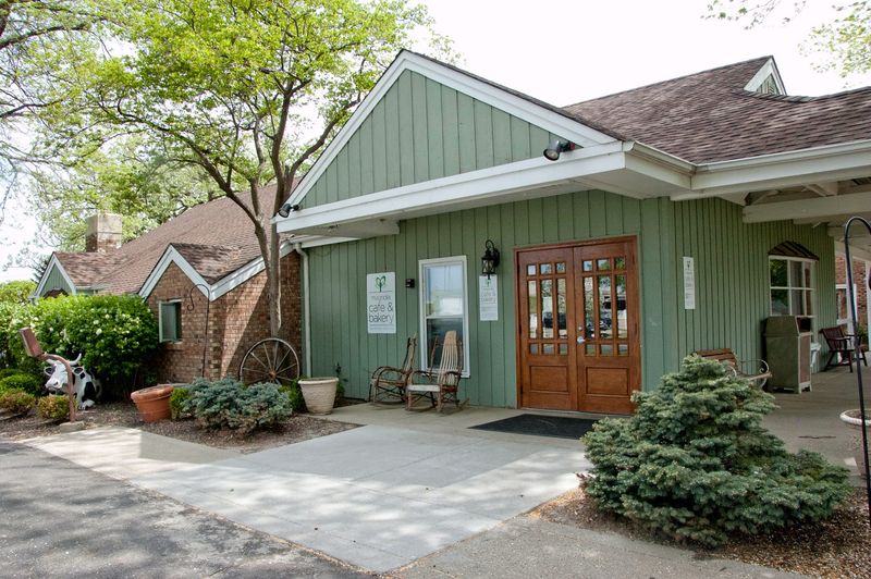 Magnolia Café & Bakery at Lambs Farm - Breakfast with Santa