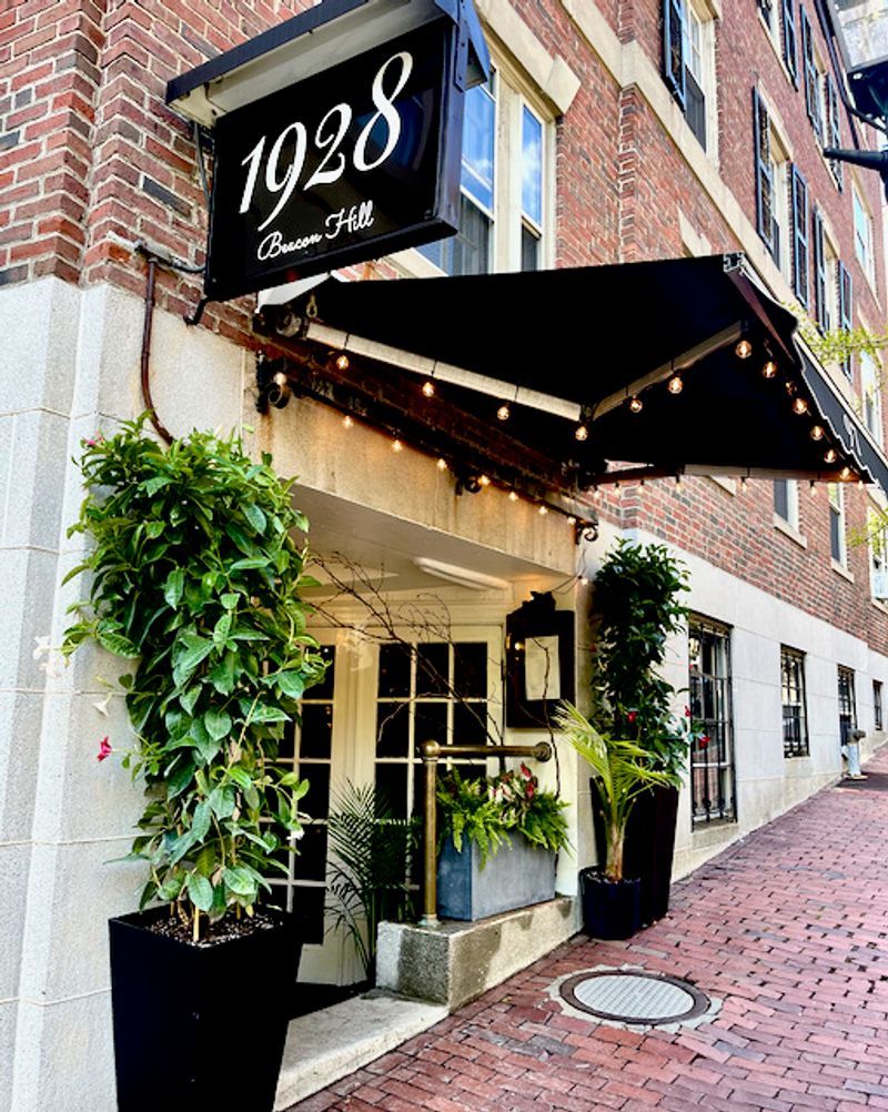 1928 Beacon Hill – Boston