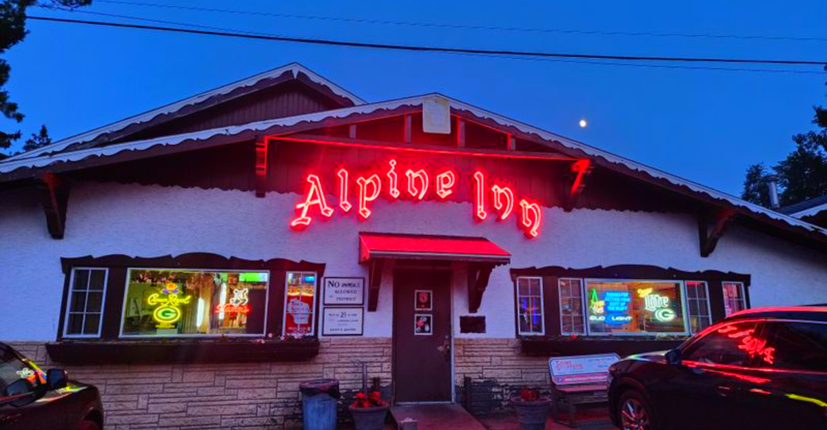 These Wisconsin Taverns Dish Out the Coziest Christmas Comfort Food