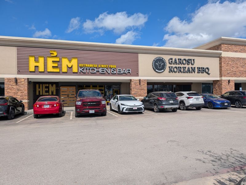 Hẻm Kitchen & Bar (Asiatown/Bellaire)