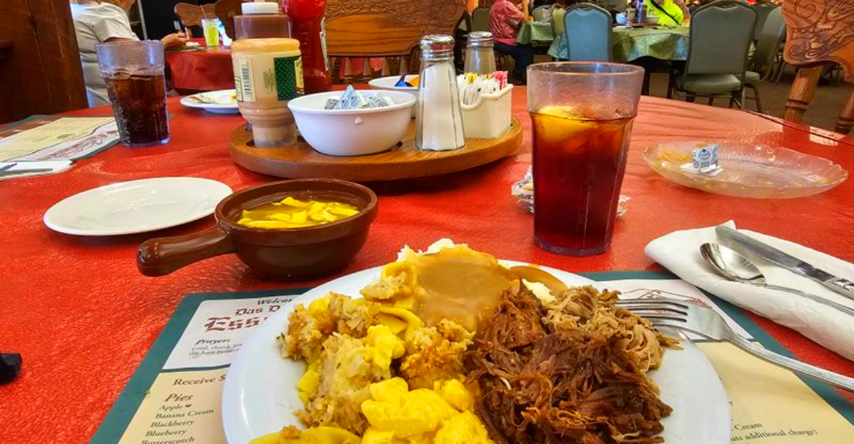 This Indiana Amish Buffet Might Just Be the State’s Best-Kept Food Secret