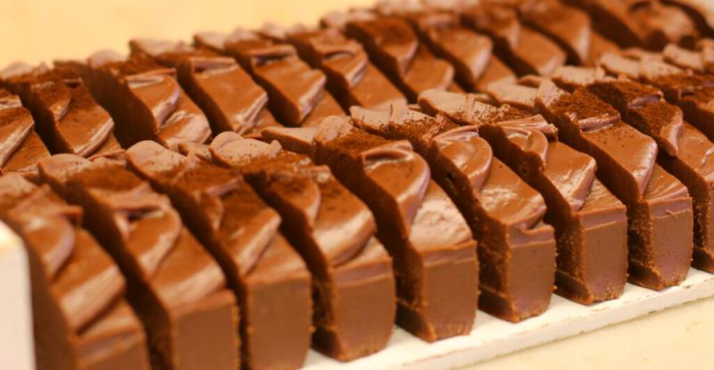 This Michigan Island Serves Fudge So Good It’s a Tradition
