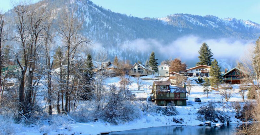 This Mountain Town Feels Like a Swiss Postcard But It’s in Washington State
