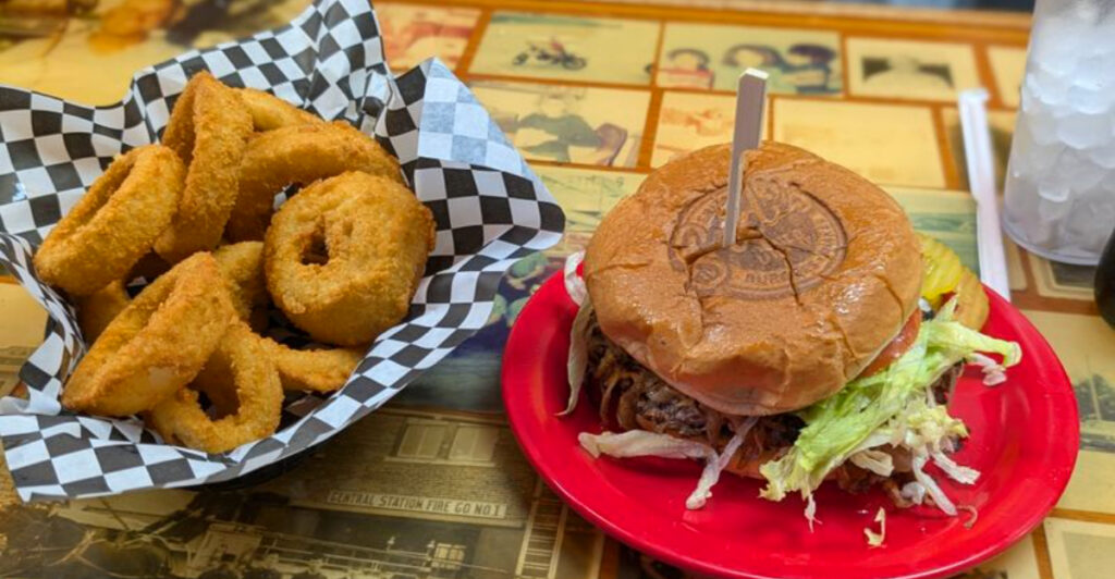 This Oklahoma Onion Burger Spot Is a Piece of State History