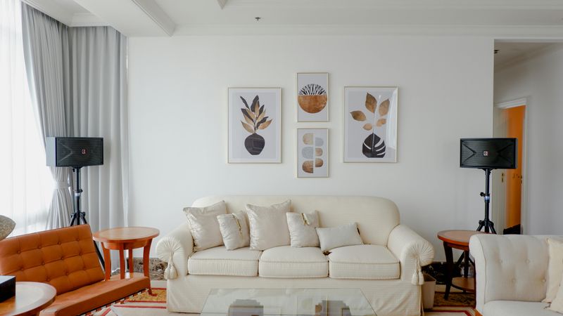 Furniture and Decor Rented by Subscription