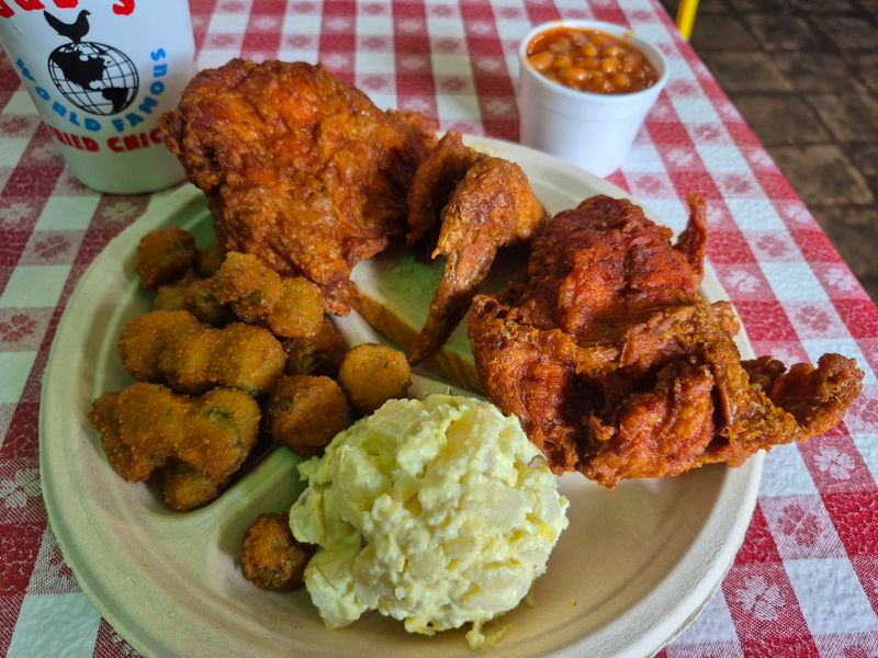 Gus’s World Famous Fried Chicken — Memphis, Tennessee