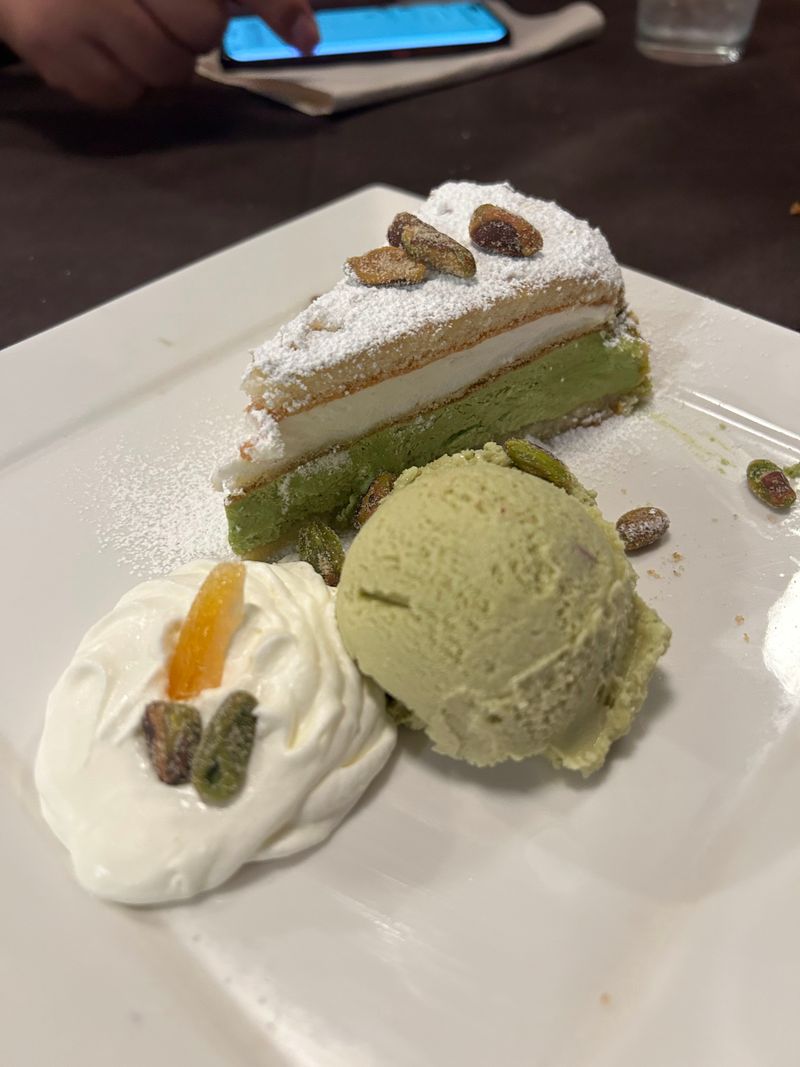 Pistachio Cake Surprise